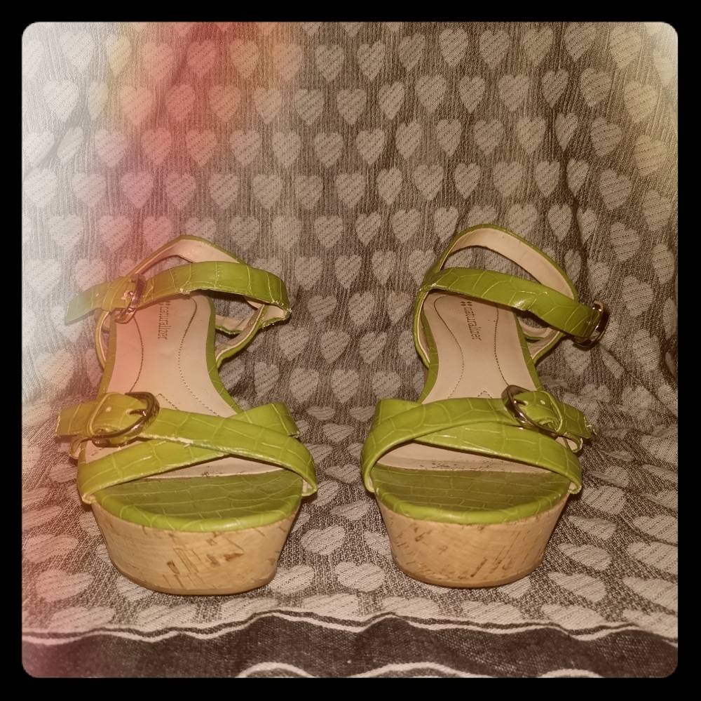 Green Naturalizer Wedges